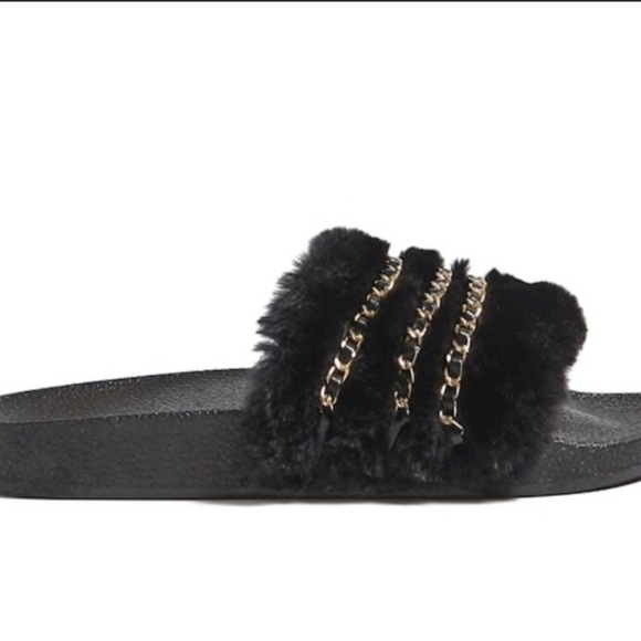 Wild Diva Fur Slide Gold Chain Sandals - Picture 2 of 6
